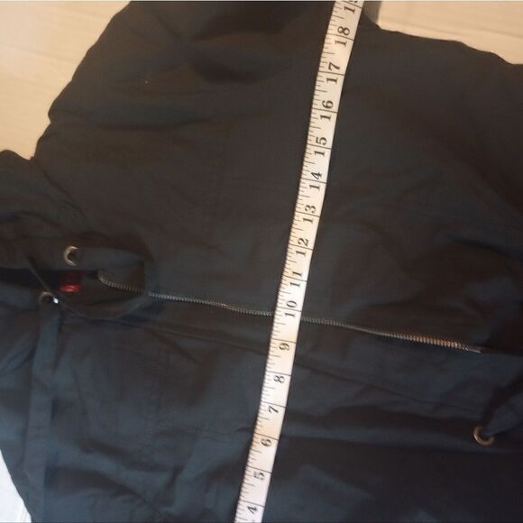 ✨NWT Marina hidden zipper drawstring waist hooded jacket - Picture 13 of 13